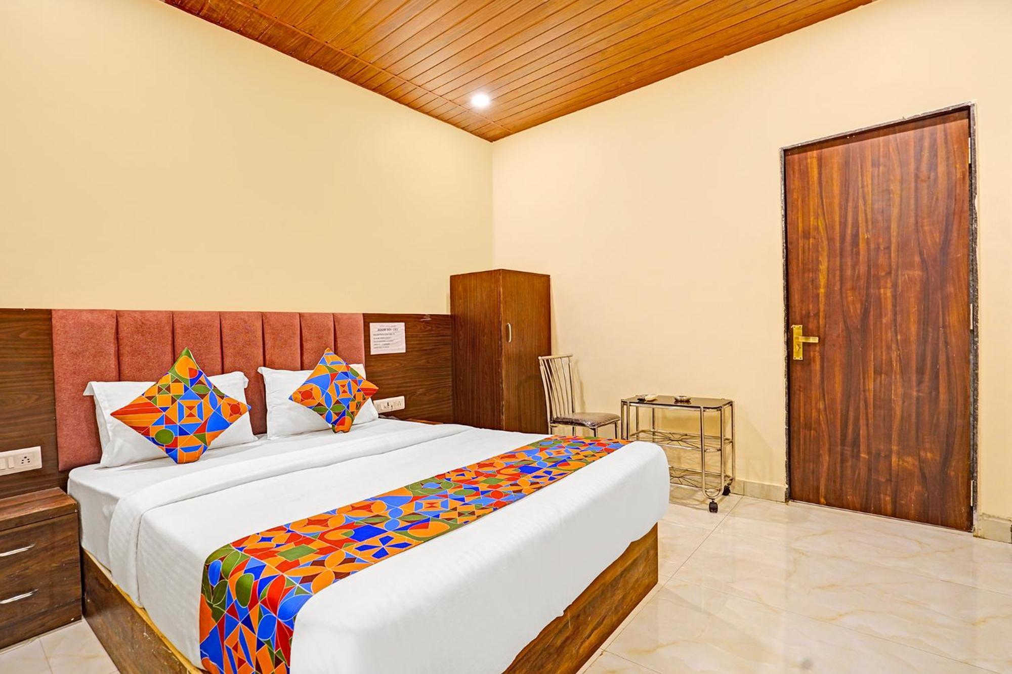 Fabhotel Surya Grand