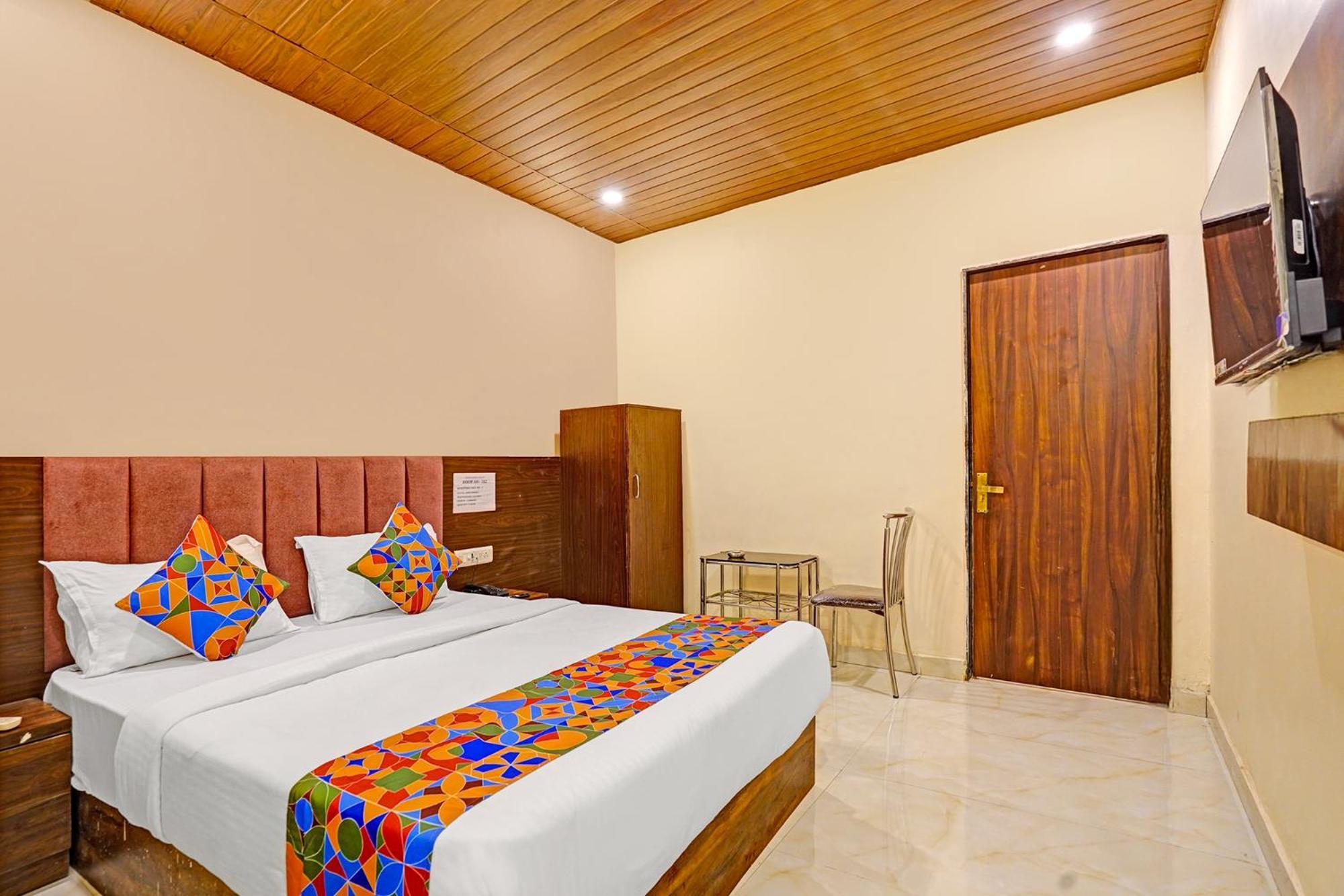 Fabhotel Surya Grand Gasthof *