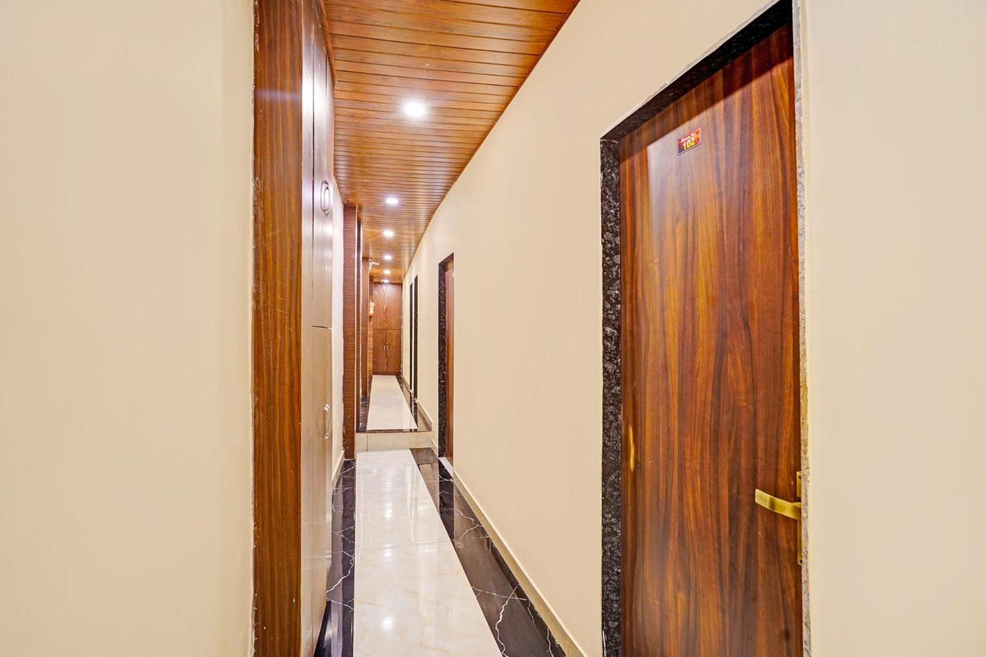 Fabhotel Surya Grand * Mumbai