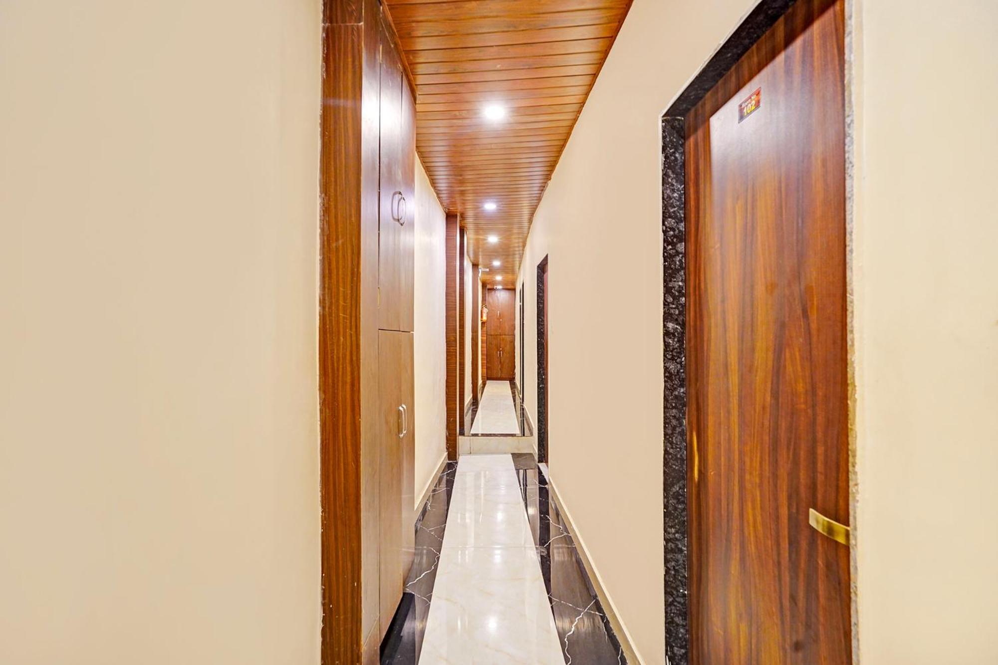 Fabhotel Surya Grand Gasthof Mumbai