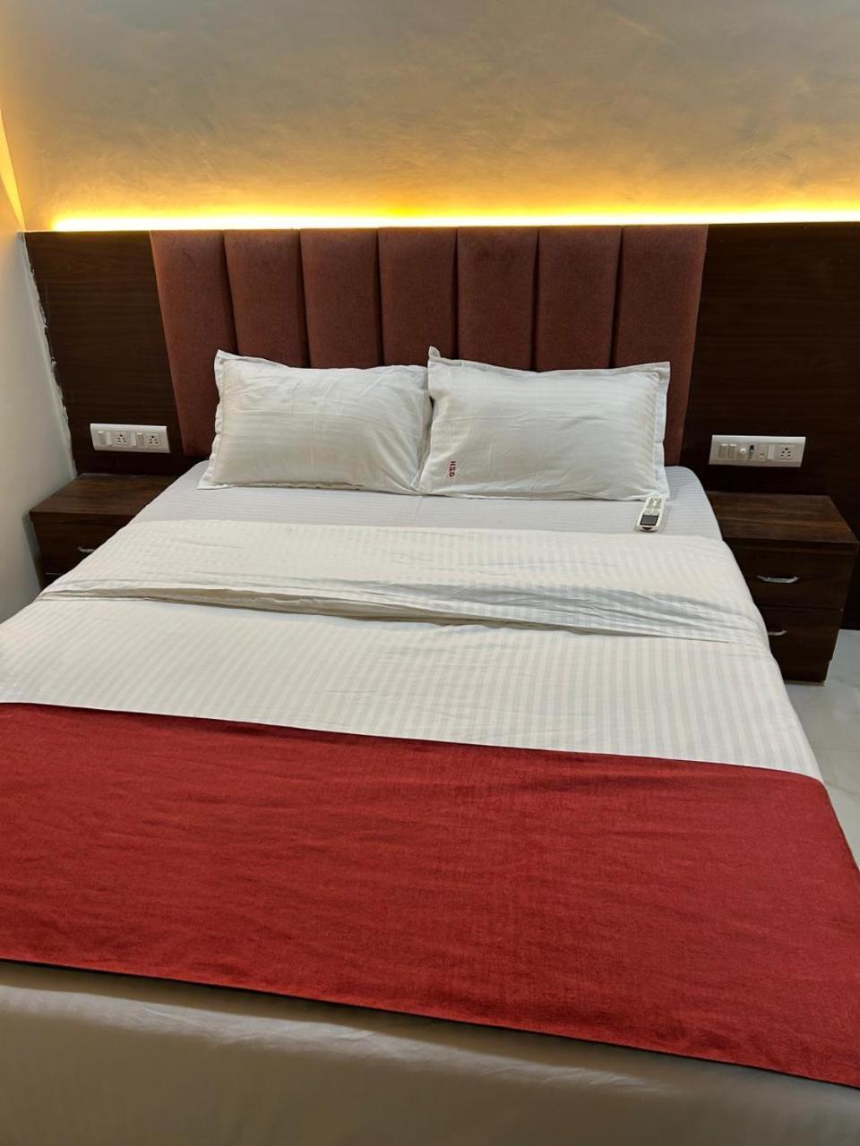 Fabhotel Surya Grand *