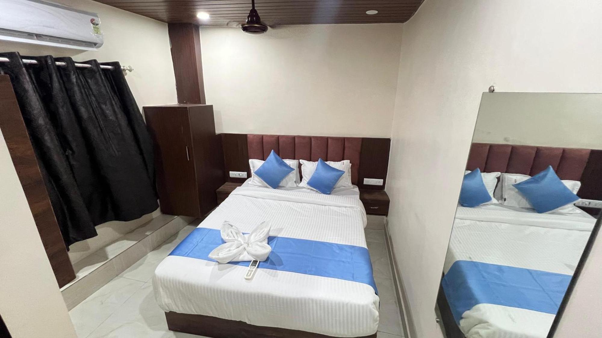 Fabhotel Surya Grand Bombay