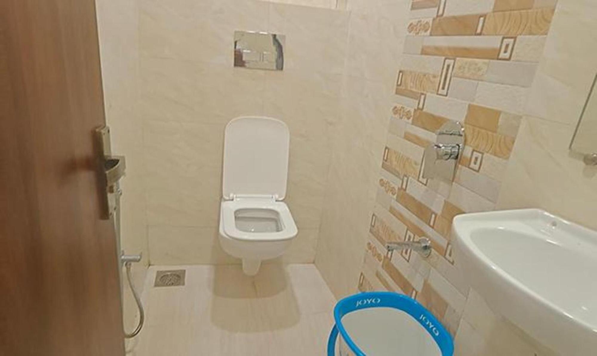 Fabhotel Surya Grand Pensión